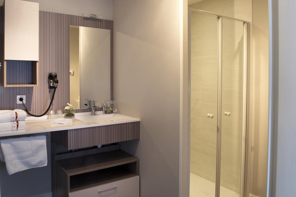 Domitys Le Palmier Du Roi Aparthotel Pau Room photo